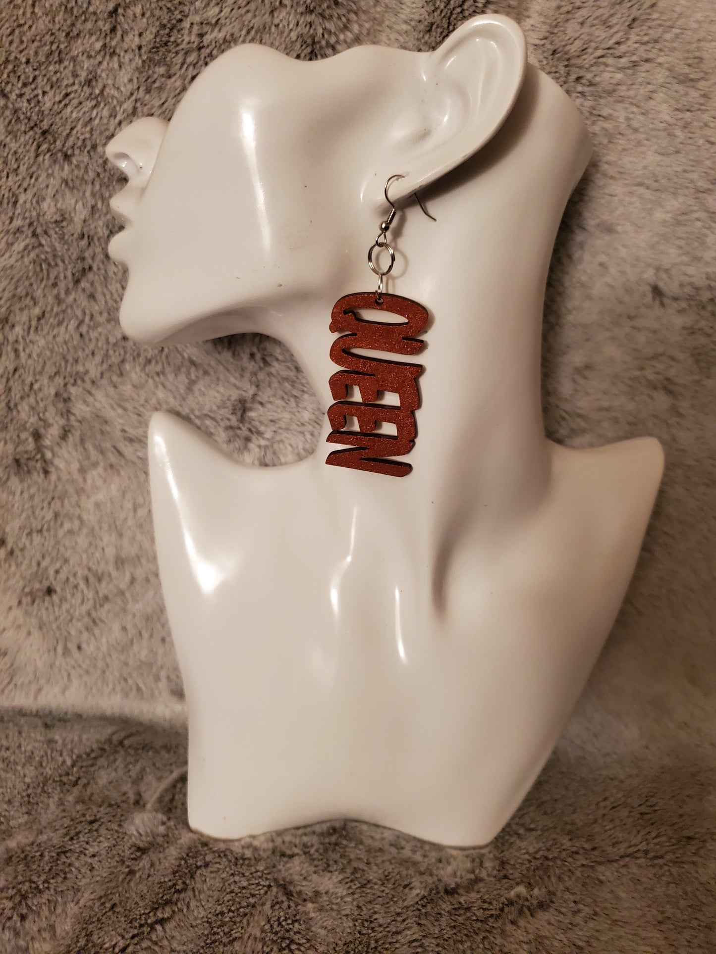 Queen Earrings ( More Colors)