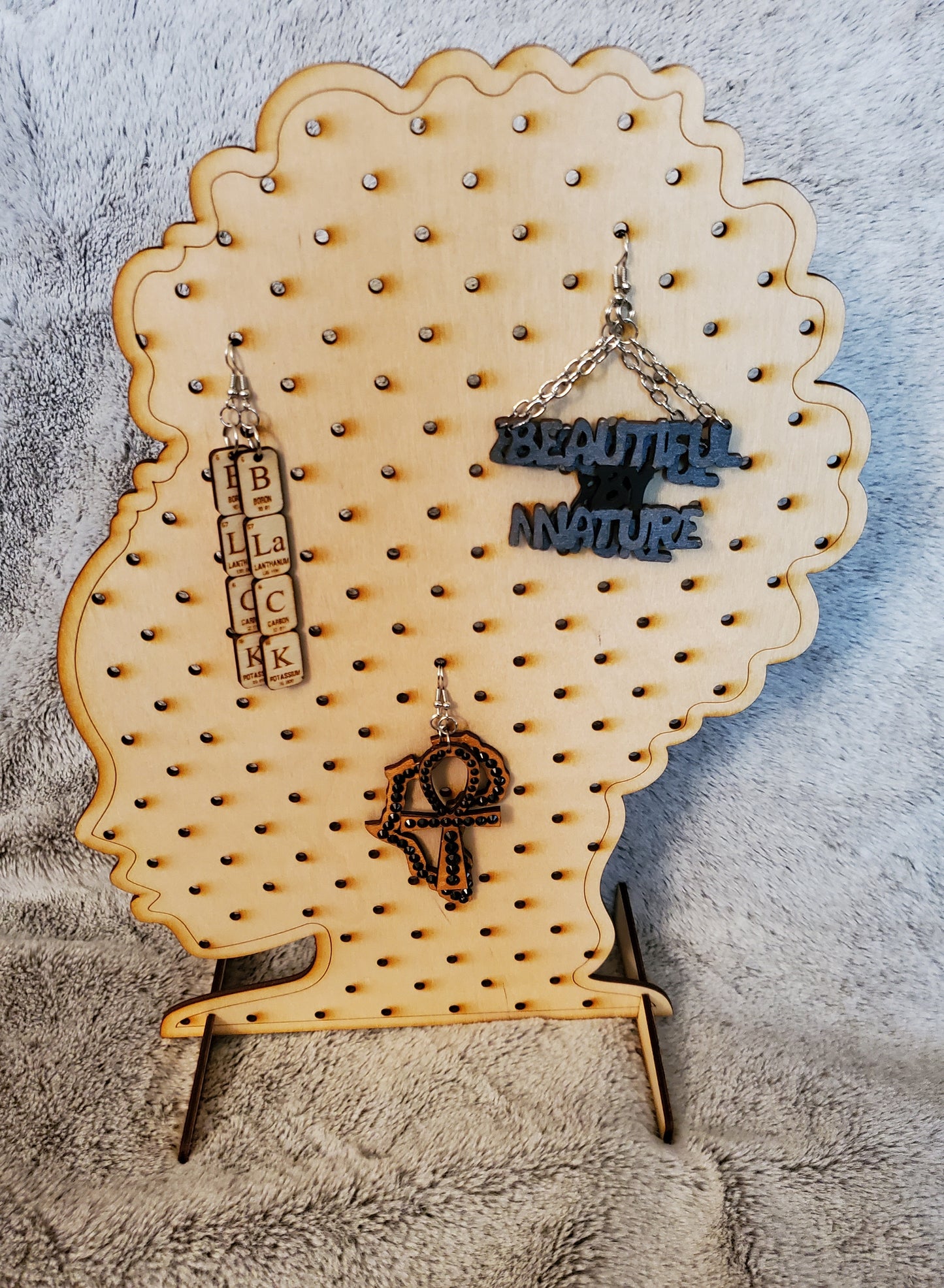 DIY Earring Stand - Afro Puff
